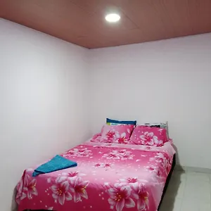 Independiente Pareja Apartamento